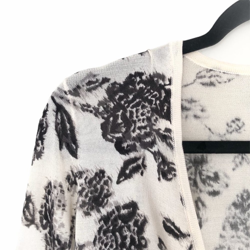 WHBM 100% Silk Top Cardigan Tie Front Floral Sz M - Picture 2 of 5